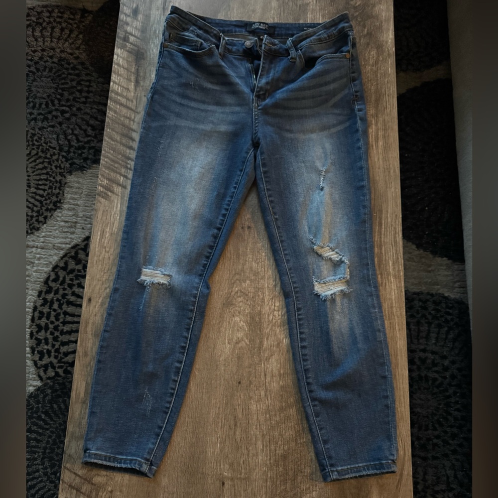 Judy blue relaxed jeans